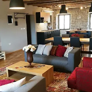 Apartman Isobel, Buzet