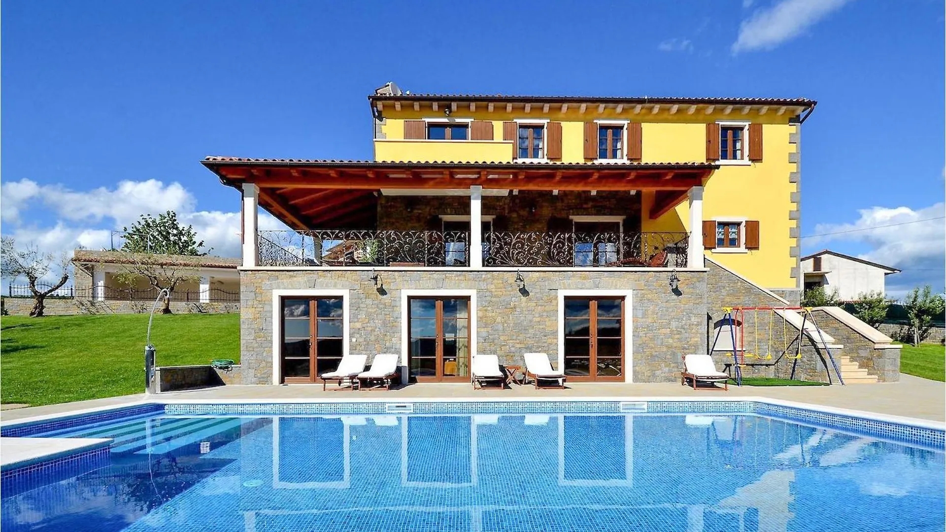 Villa Olea Buzet 0*,  Croatia